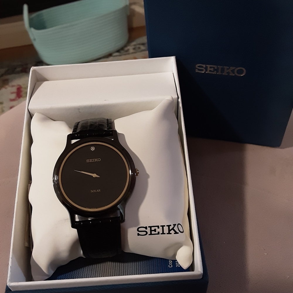 Men's SEIKO  Solar Watch
